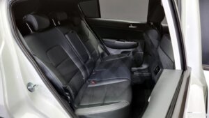 Kia Sportage Бензин 2.0 2WD 2022 года из Южной Кореи