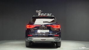 Renault-Korea(Samsung) QM6 2.0 GDe RE Signature 2WD 2021 года из Южной Кореи