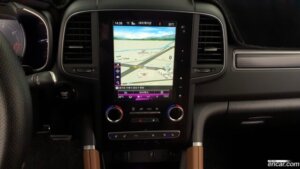 Renault-Korea(Samsung) QM6 2.0 GDe RE Signature 2WD 2021 года из Южной Кореи