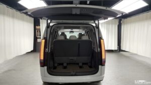 Hyundai Staria 7-Seater 2022 года из Южной Кореи