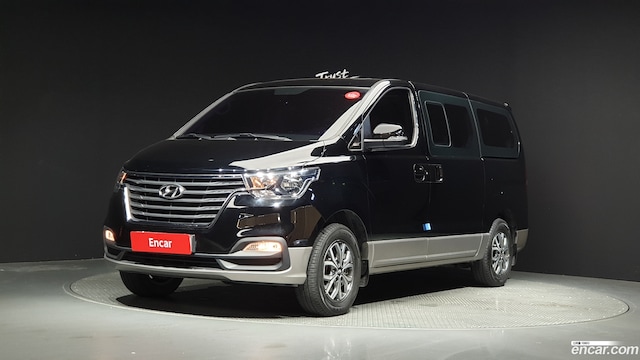 Hyundai Starex 4WD Urban 9-Seater 2019 года из Кореи