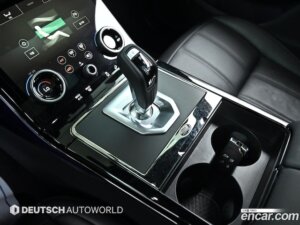 Land Rover Range Rover Evoque D180 R-Dynamic SE 2020 года из Южной Кореи