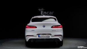 BMW X4 xDrive20i M Sport X 2021 года из Южной Кореи