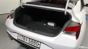 Hyundai AVANTE 1.6 2021 года из Южной Кореи