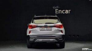 Kia Seltos Дизель 1.6 2WD 2020 года из Южной Кореи