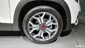 Kia Seltos Дизель 1.6 2WD 2020 года из Южной Кореи
