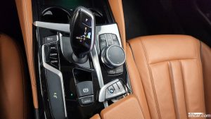 BMW 5-Series 520i Luxury 2019 года из Южной Кореи