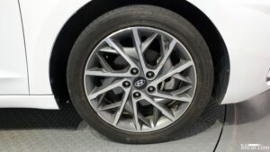 Hyundai AVANTE 1.6 2020 года из Южной Кореи