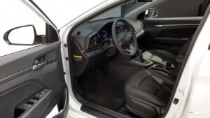 Hyundai AVANTE 1.6 2020 года из Южной Кореи