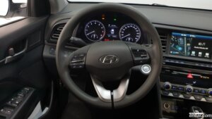 Hyundai AVANTE 1.6 2020 года из Южной Кореи