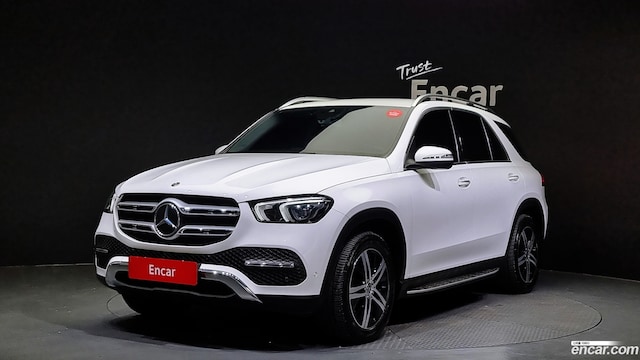 Mercedes-Benz GLE-Class GLE300d 4MATIC 2019 года из Кореи