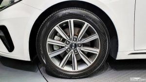 Kia K5 2.0 2020 года из Южной Кореи