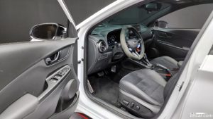 Hyundai Kona Бензин 2.0 2WD 2022 года из Южной Кореи