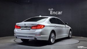 BMW 5-Series 530i xDrive Luxury Plus 2020 года из Южной Кореи