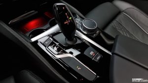 BMW 5-Series 530i xDrive Luxury Plus 2020 года из Южной Кореи