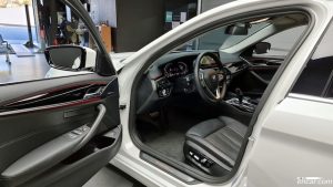 BMW 5-Series 530i xDrive Luxury Plus 2020 года из Южной Кореи