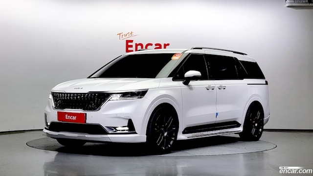 Kia Carnival 9-Seater Signature 2021 года из Кореи
