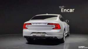 Volvo S90 T5 Inscription 2020 года из Южной Кореи