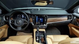 Volvo S90 T5 Inscription 2020 года из Южной Кореи