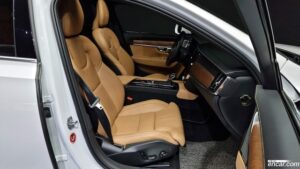 Volvo S90 T5 Inscription 2020 года из Южной Кореи