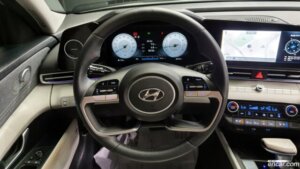 Hyundai AVANTE 1.6 2021 года из Южной Кореи