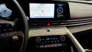 Hyundai AVANTE 1.6 2021 года из Южной Кореи