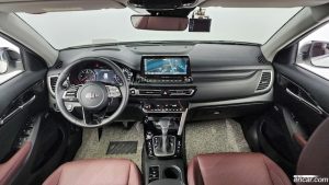 Kia Seltos Дизель 1.6 2WD 2020 года из Южной Кореи