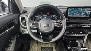 Kia Seltos Дизель 1.6 2WD 2020 года из Южной Кореи