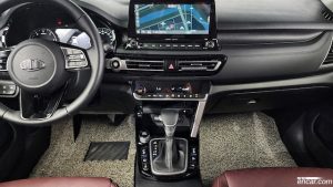 Kia Seltos Дизель 1.6 2WD 2020 года из Южной Кореи