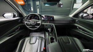 Hyundai AVANTE 1.6 2021 года из Южной Кореи