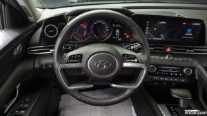 Hyundai AVANTE 1.6 2021 года из Южной Кореи
