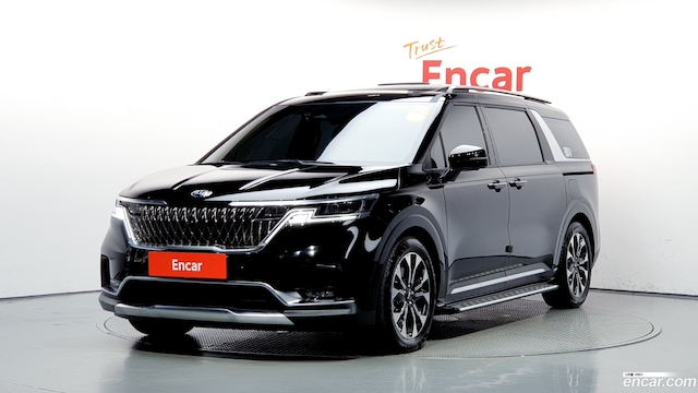 Kia Carnival 9-Seater Signature 2021 года из Кореи