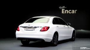Mercedes-Benz C-Class C200 Avantgarde 2020 года из Южной Кореи