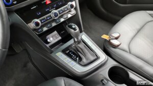 Hyundai AVANTE 1.6 2020 года из Южной Кореи