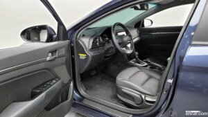 Hyundai AVANTE 1.6 2020 года из Южной Кореи