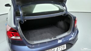 Hyundai AVANTE 1.6 2020 года из Южной Кореи