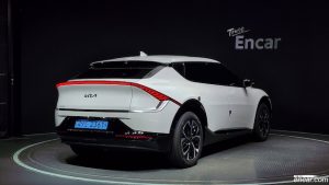 Kia EV6 Long Range AWD 2022 года из Южной Кореи