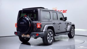Jeep Wrangler 2.0 Overland Unlimited Top 4Door 2021 года из Южной Кореи
