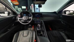 Hyundai AVANTE 1.6 2021 года из Южной Кореи