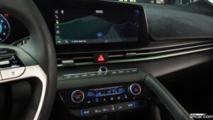 Hyundai AVANTE 1.6 2021 года из Южной Кореи