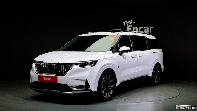 Kia Carnival 9-Seater Signature 2022 года из Кореи