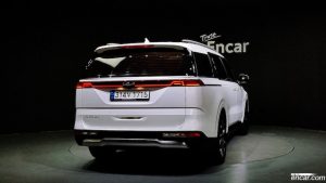 Kia Carnival 9-Seater Signature 2022 года из Южной Кореи