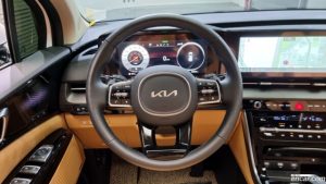 Kia Carnival 9-Seater Signature 2022 года из Южной Кореи