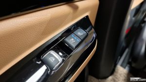 Kia Carnival 9-Seater Signature 2022 года из Южной Кореи