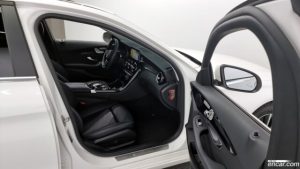 Mercedes-Benz C-Class C200 2020 года из Южной Кореи