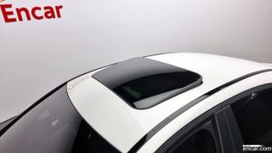 Mercedes-Benz C-Class C200 2020 года из Южной Кореи