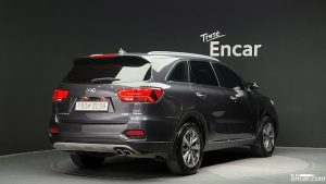 Kia Sorento Дизель 2.0 2WD 2019 года из Южной Кореи