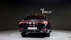 Hyundai AVANTE 1.6 2021 года из Южной Кореи