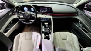Hyundai AVANTE 1.6 2021 года из Южной Кореи