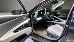 Hyundai AVANTE 1.6 2021 года из Южной Кореи
